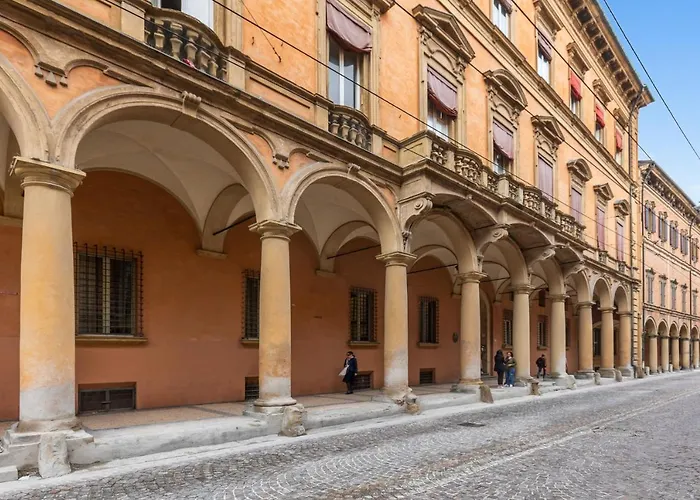 Primula By Wonderful Italy *