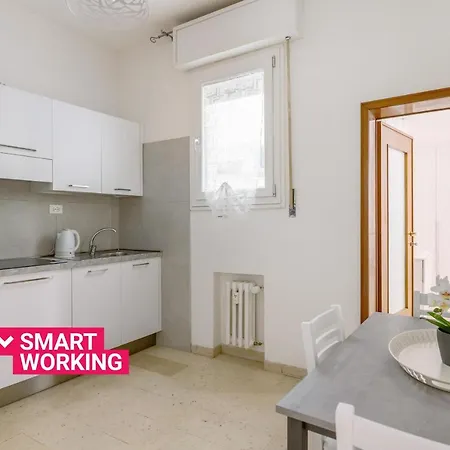 Primula By Wonderful Italy * ボローニャ