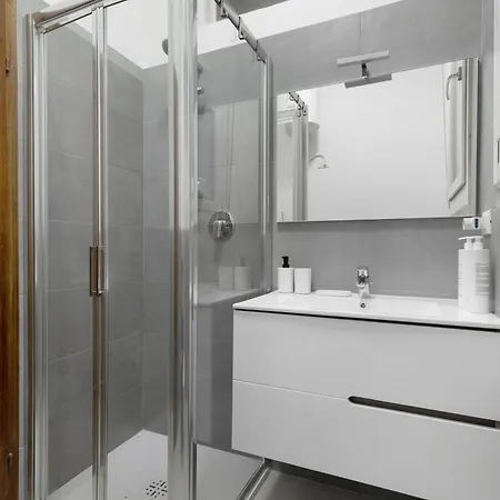 Primula By Wonderful Italy *