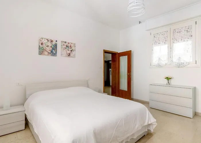 Primula By Wonderful Italy