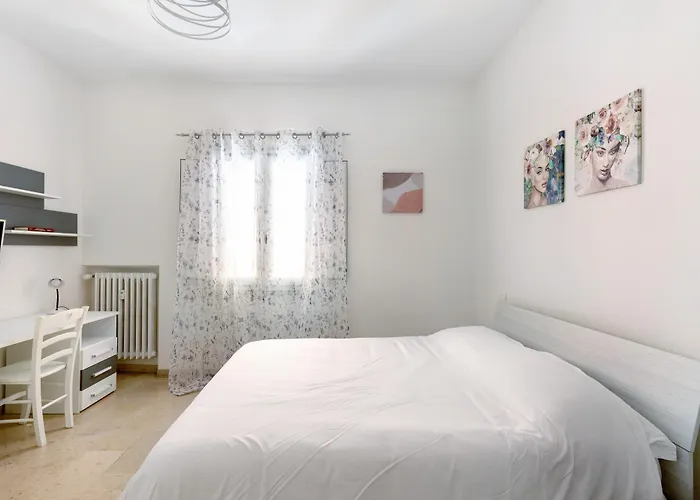 Primula By Wonderful Italy * Bolonya