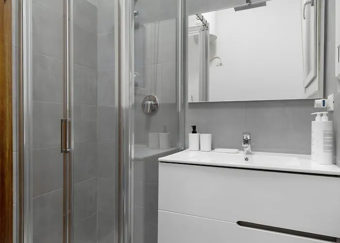 Primula By Wonderful Italy *